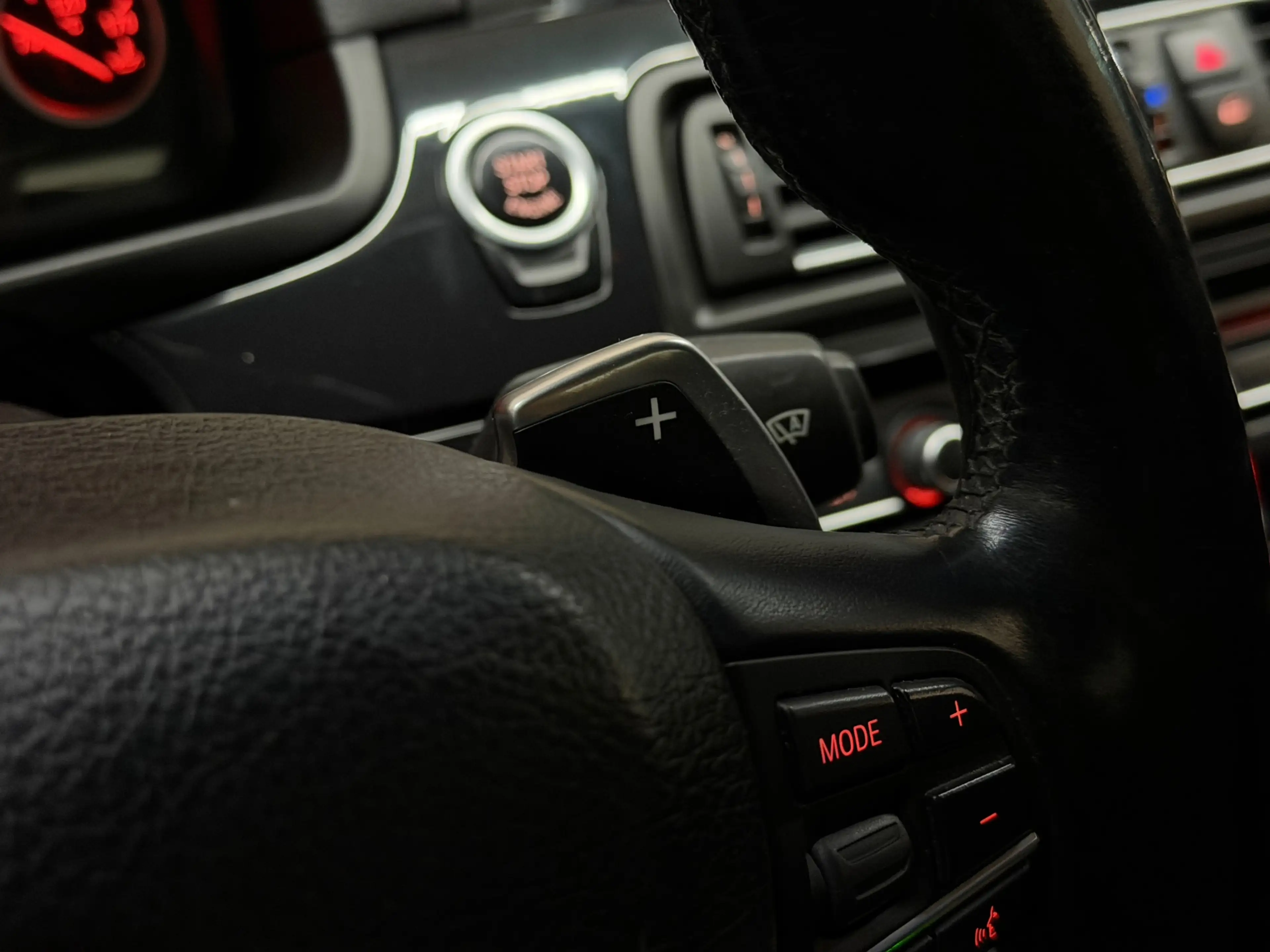 BMW 528 5-serie 528i High Executive 2010 NAP LED LEDER NAV — photo 37