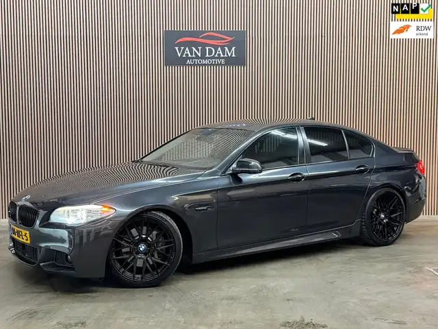BMW 528