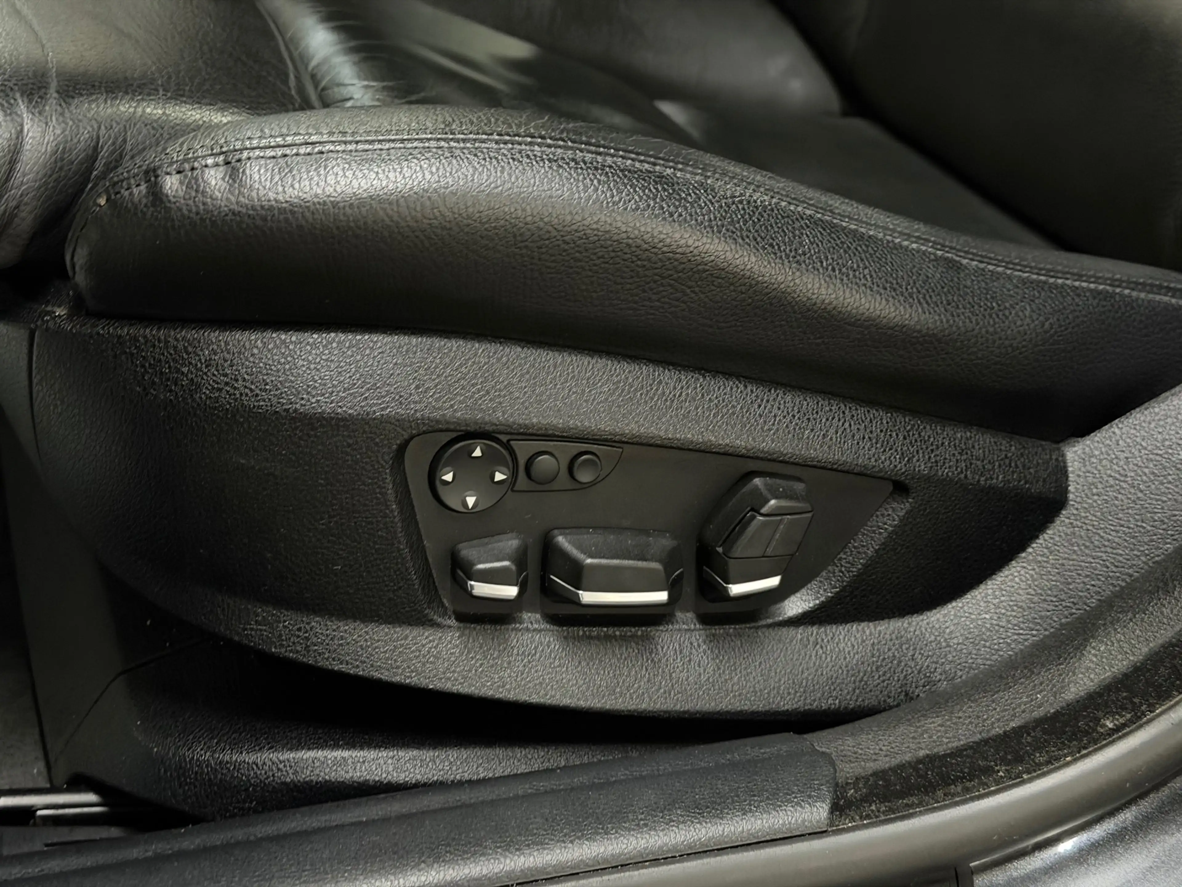 BMW 528 5-serie 528i High Executive 2010 NAP LED LEDER NAV — photo 32