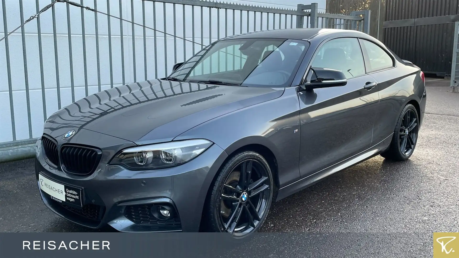 BMW 220 i Coupé M-Sport,Navi,H/K,PDC,18"LM,Lenkheiz. Grau - 1