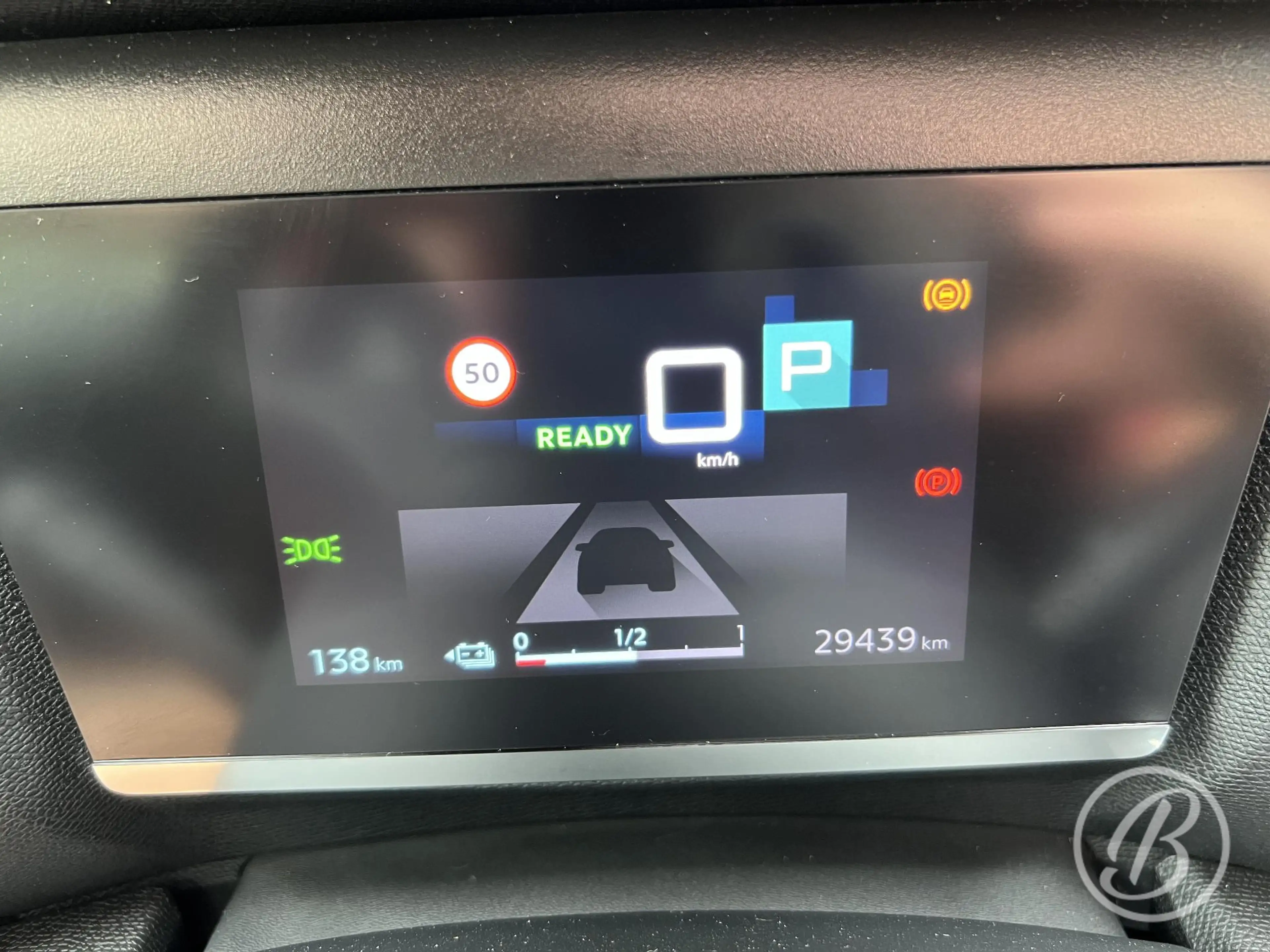 Citroen E-C4 Electric You 50 kWh 136 pk Automaat Navigatie via apple car — photo 9