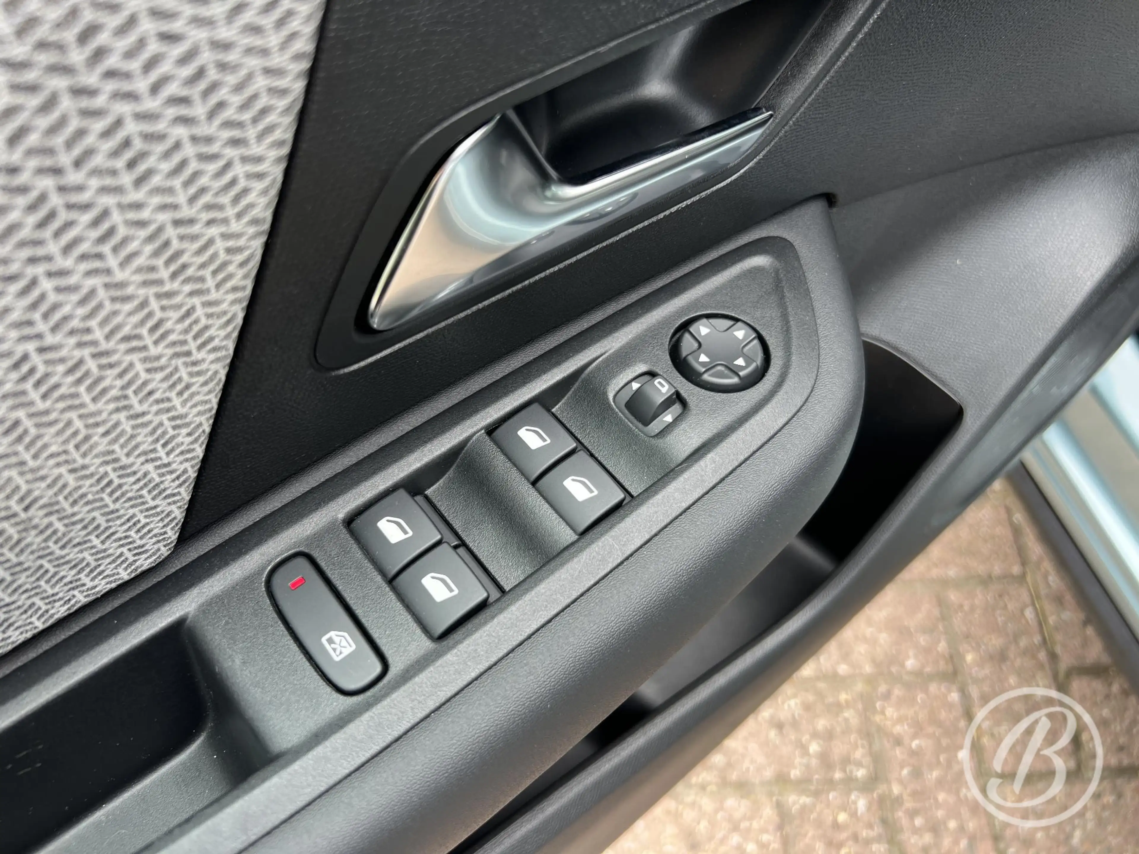 Citroen E-C4 Electric You 50 kWh 136 pk Automaat Navigatie via apple car — photo 13