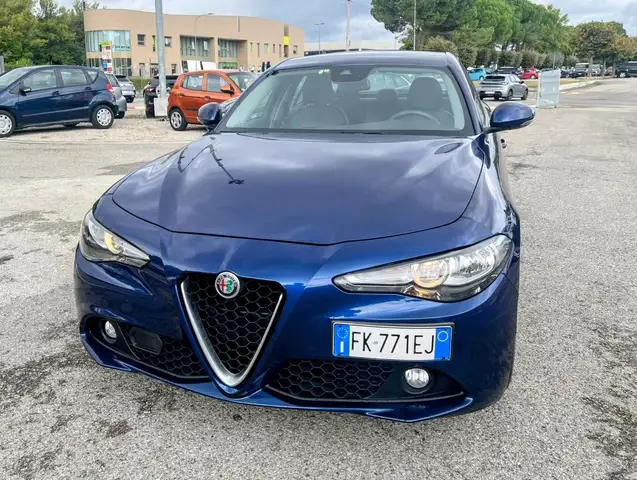 Alfa Romeo Giulia 2.2 t Super 150cv