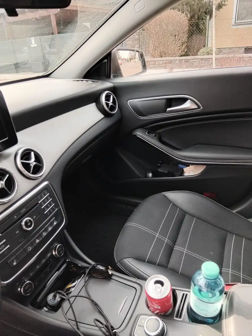Mercedes-Benz CLA 220 d Shooting Brake Aut. - 2