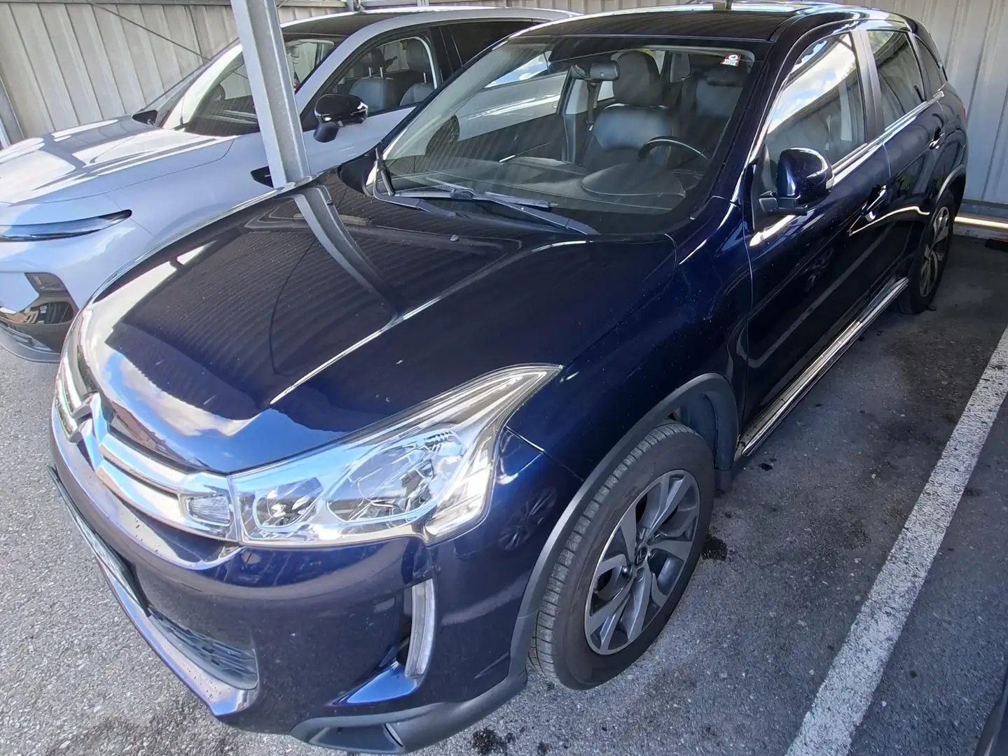Citroen C4 Aircross C4 Aircross HDi 115 2WD Attraction Attraction Blau - 1
