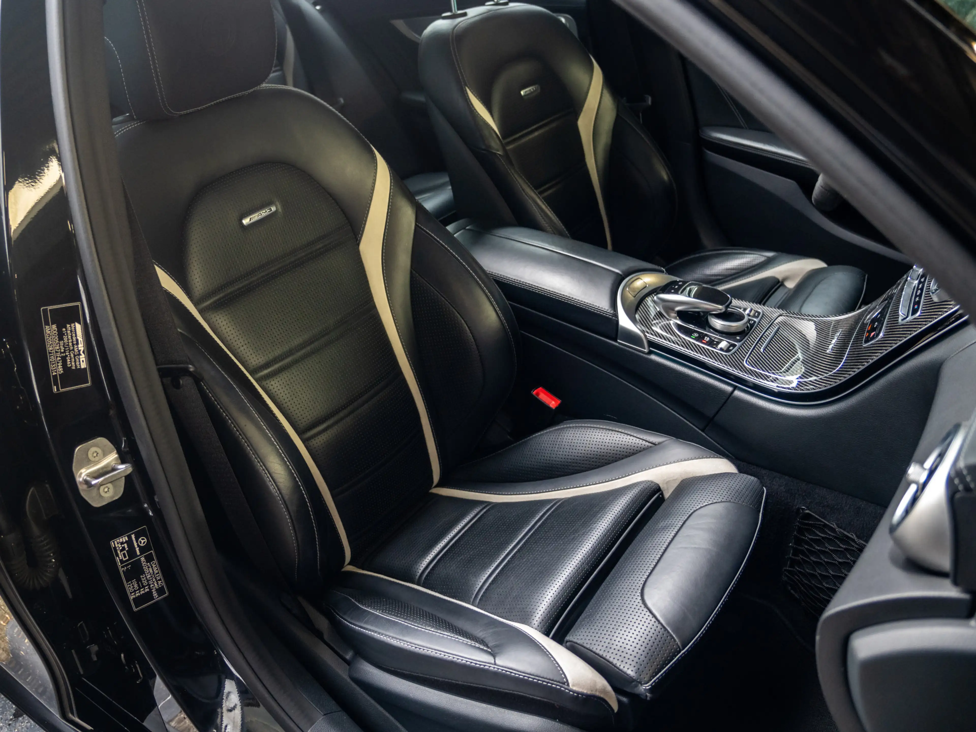 Mercedes-Benz C 63 AMG Estate S Keramisch|carbon int.|360 camera|head-up| — photo 11