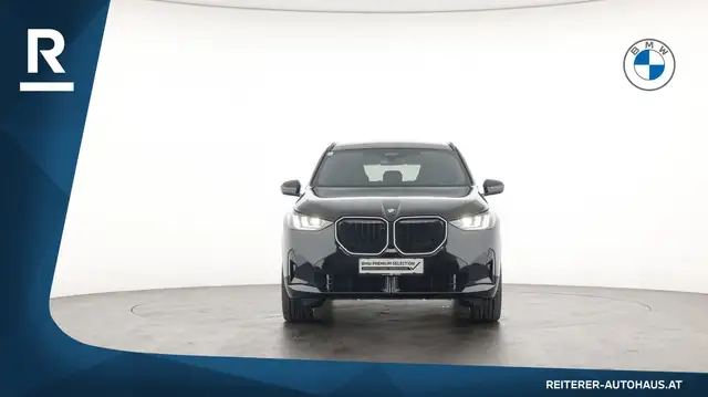 BMW X3 view 2