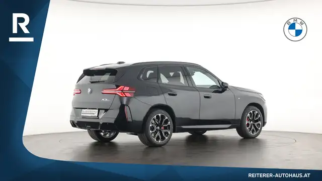 BMW X3 view 6