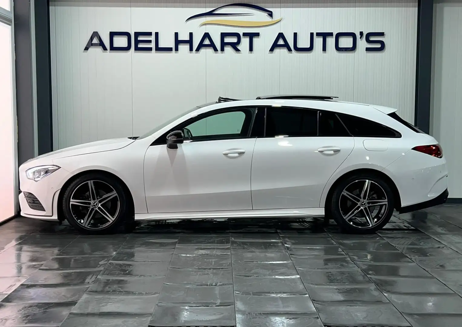 Mercedes-Benz CLA 180 Shooting Brake Business Solution AMG Automaat / Pa Wit - 2