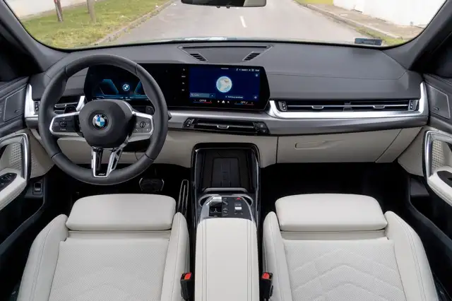BMW X2 view 14