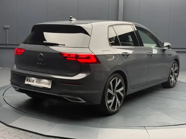 Volkswagen Golf view 8
