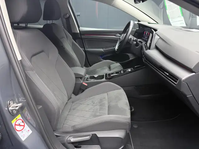 Volkswagen Golf view 12