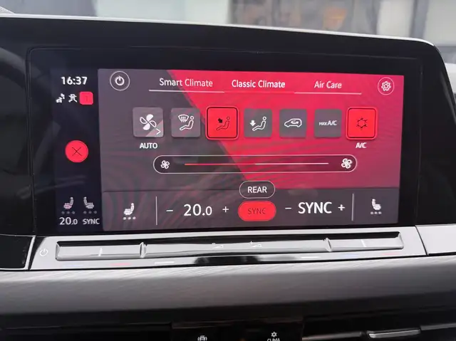 Volkswagen Golf view 23