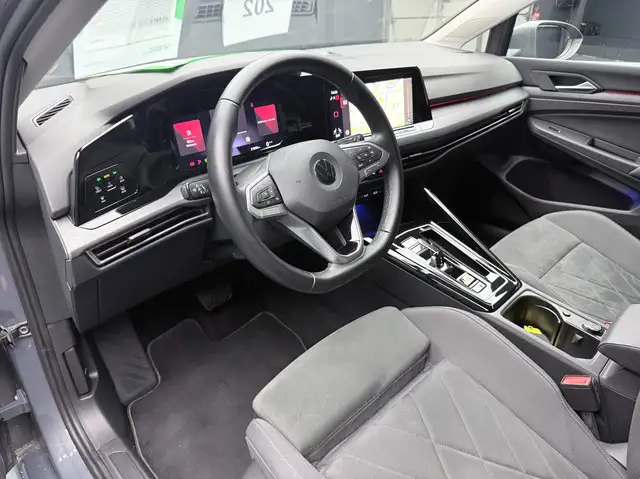 Volkswagen Golf view 29