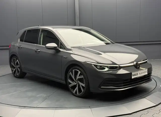 Volkswagen Golf view 10