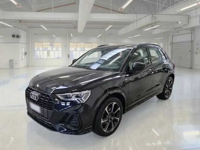 Audi Q3 35 TDI S TRONIC S LINE EDITION SUV