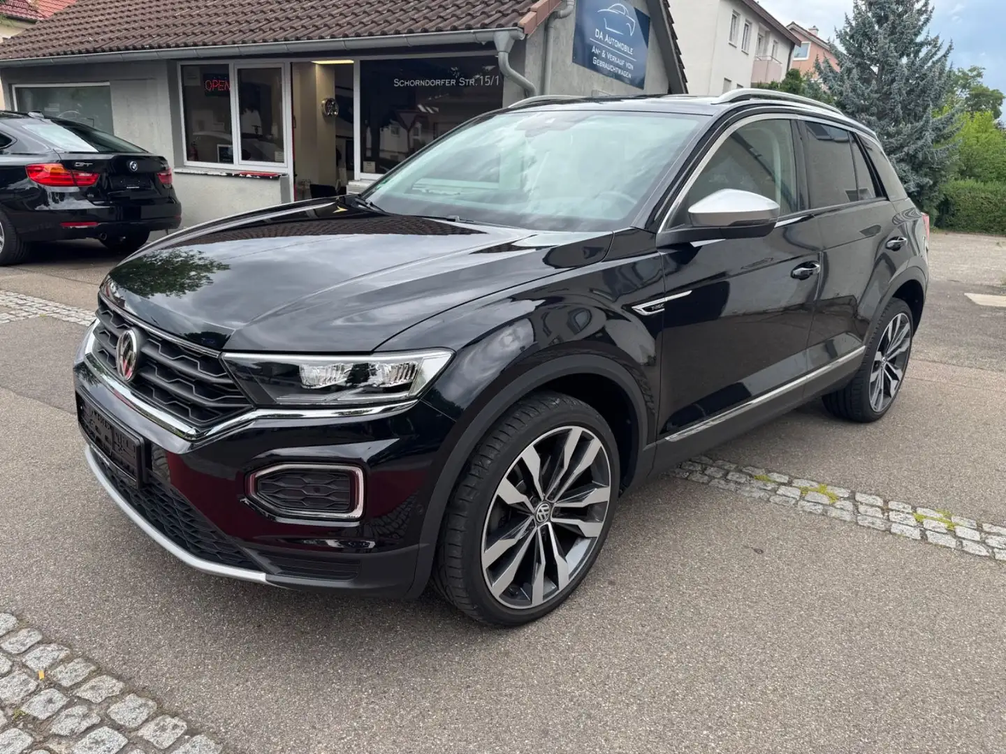 Volkswagen T-Roc Style AHK/RFK/Panorma./Stanh./LED/DSG Zwart - 1