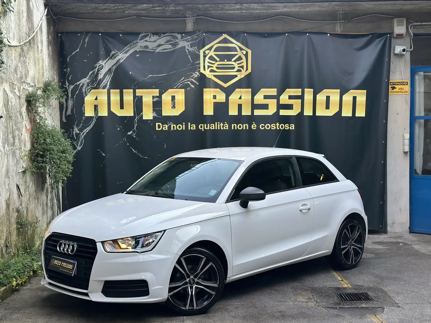 Audi A1 A1 1.0 tfsi Unico Proprietario Euro6 Ok Neopatent. Bianco - 1