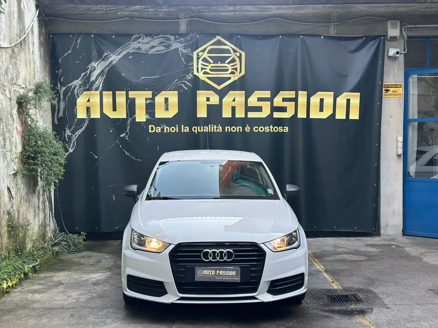 Audi A1 A1 1.0 tfsi Unico Proprietario Euro6 Ok Neopatent. Bianco - 2