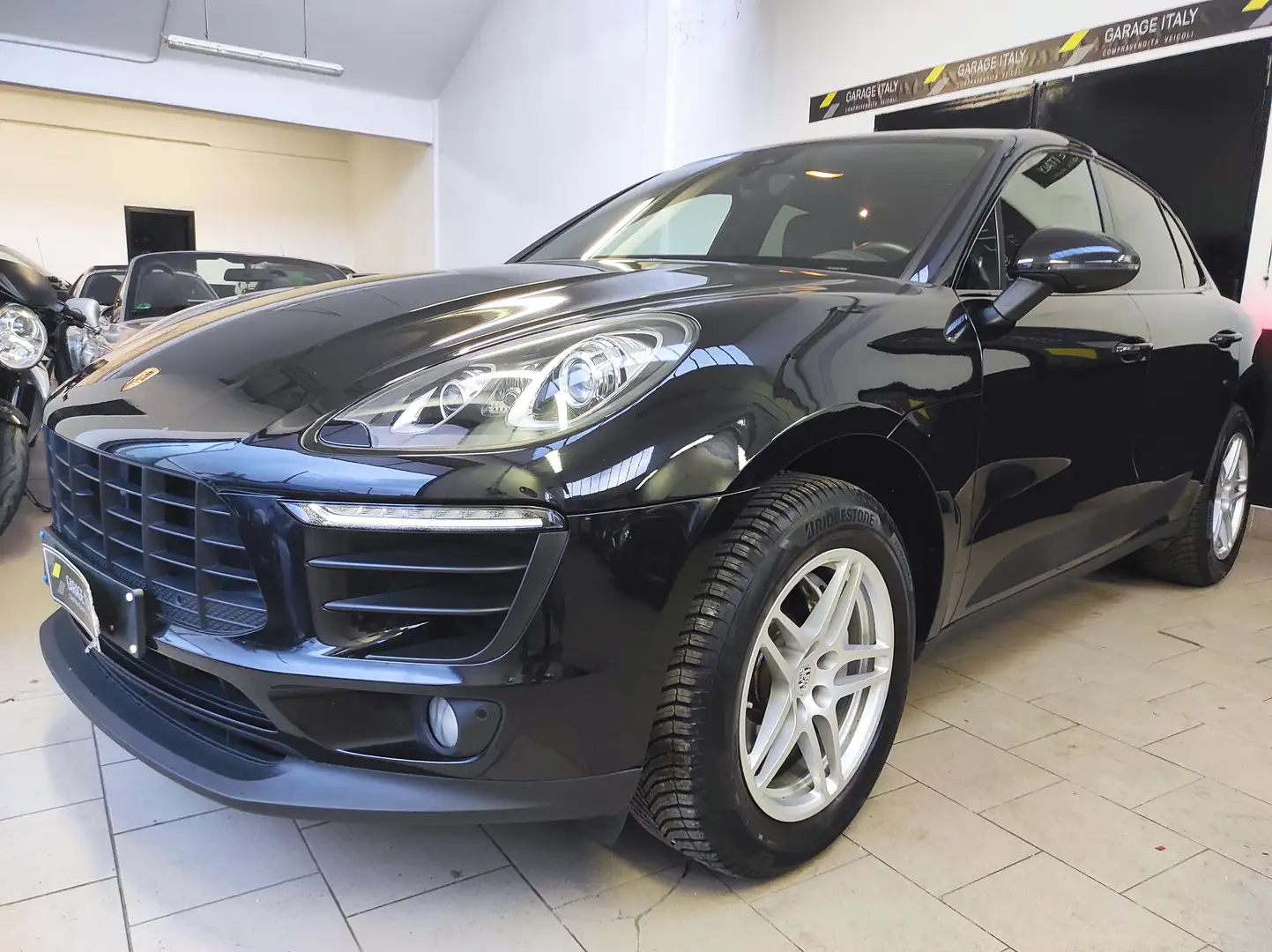 Porsche Macan Macan I 2014 3.0d S 250cv pdk my16 Zwart - 1