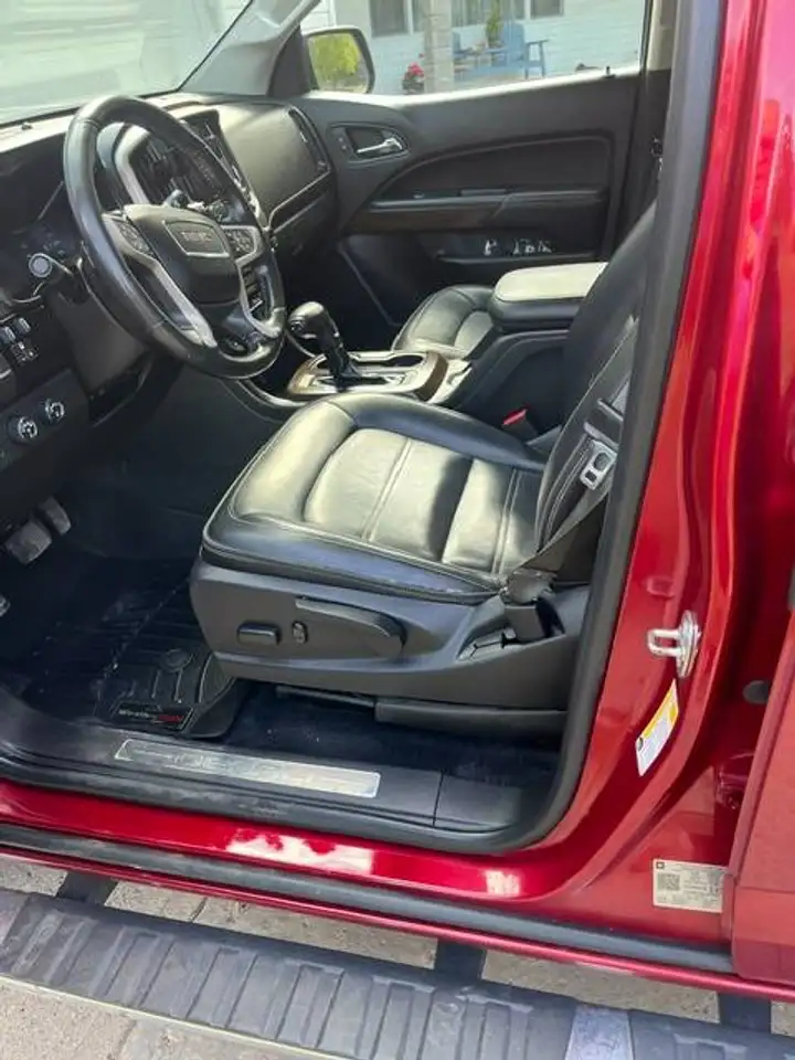 GMC Canyon снимка GMC Canyon