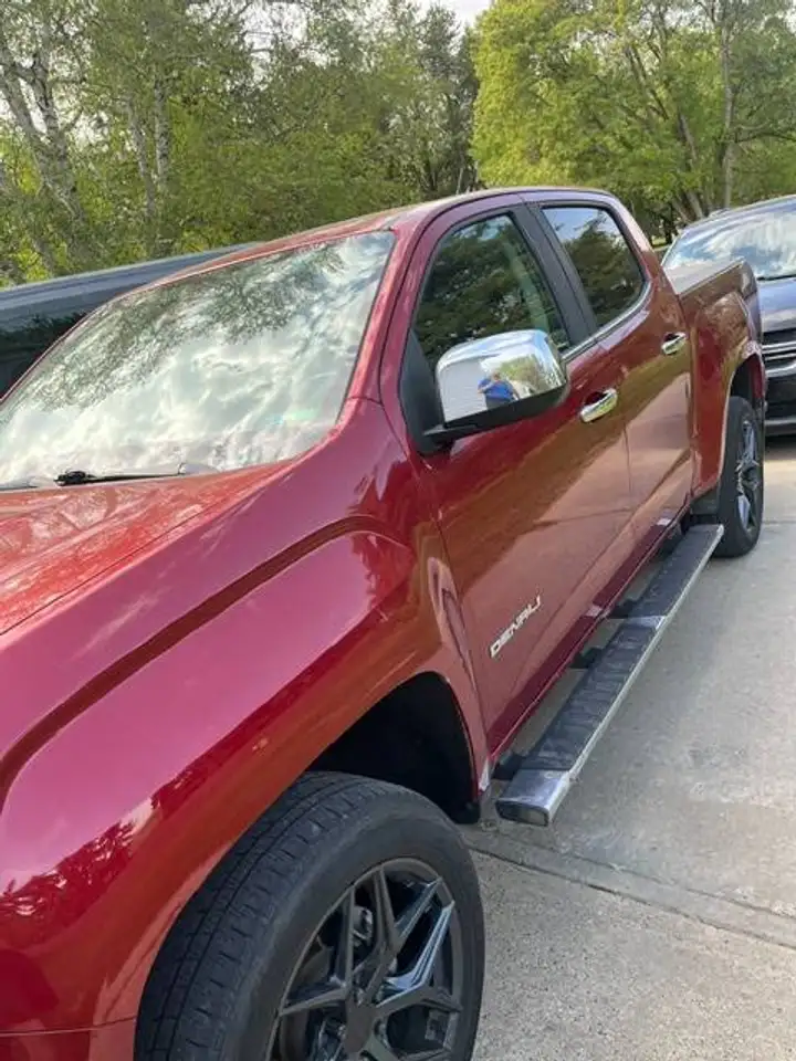 GMC Canyon снимка GMC Canyon