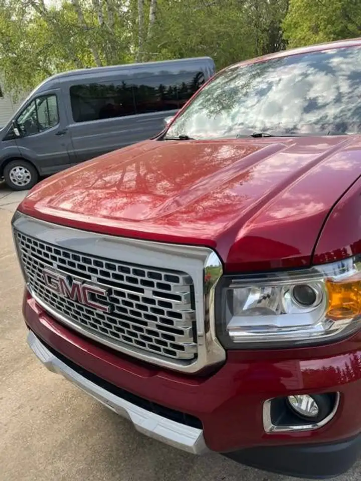 GMC Canyon снимка GMC Canyon