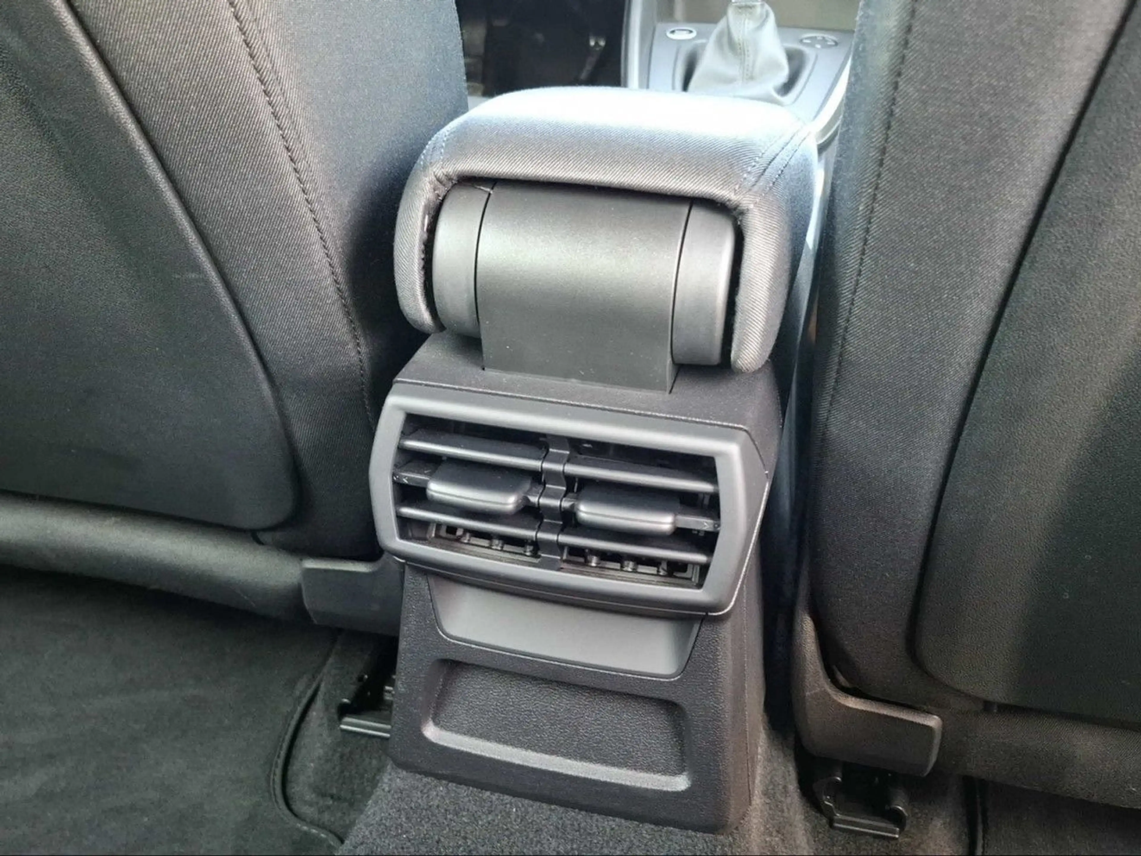 Audi A3 SPORTBACK 30 TDI ADVANCED LED+SHZ+PDC+DAB Klima — photo 13