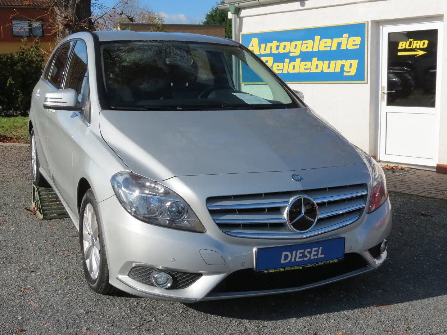 Mercedes-Benz B 180 B 180 CDI SHZ.!!PDC!!SR+WR!!SPARSAM!! Gris - 1