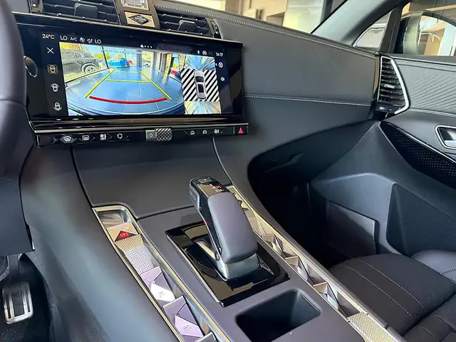 DS Automobiles DS 7 Crossback DS7 PHEV AWD 300 Collection Jules Verne (D1109-S) Ansicht 17