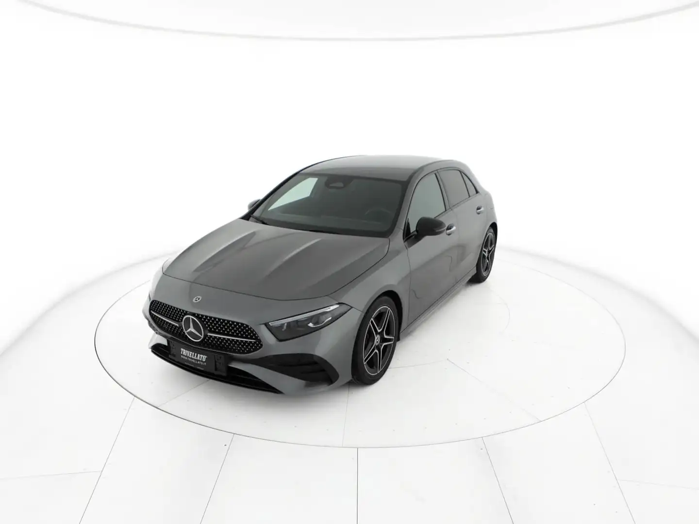 Mercedes-Benz A 180 180 amg line premium auto Сірий - 1