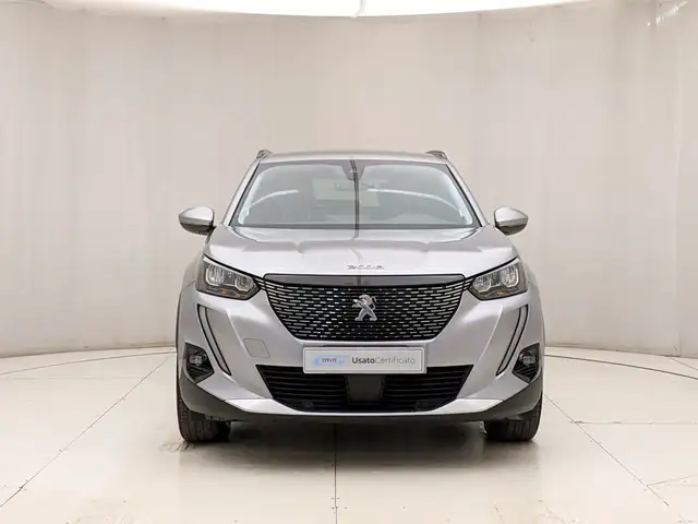 Peugeot 2008 view 2