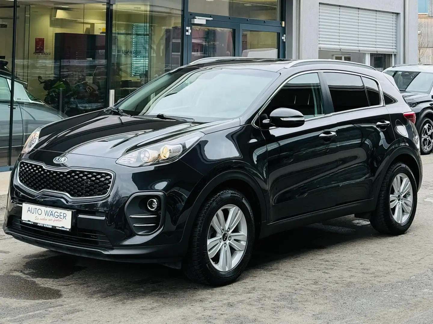 Kia Sportage Schwarz - 1