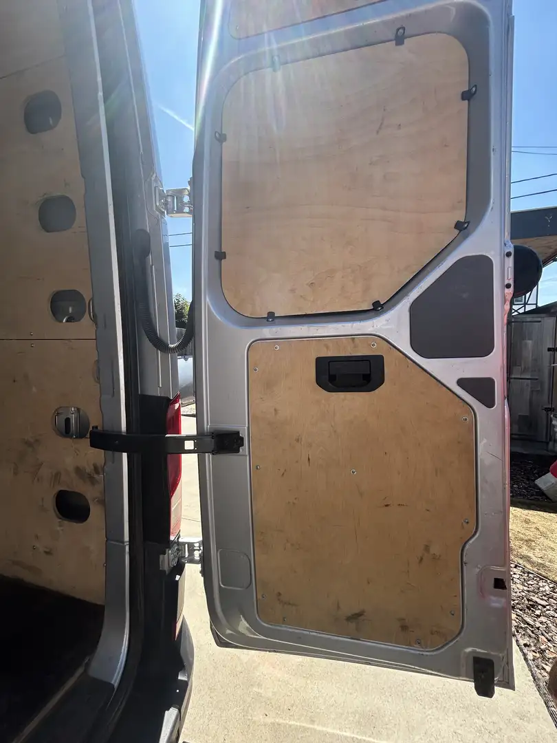 Volkswagen Crafter - 1