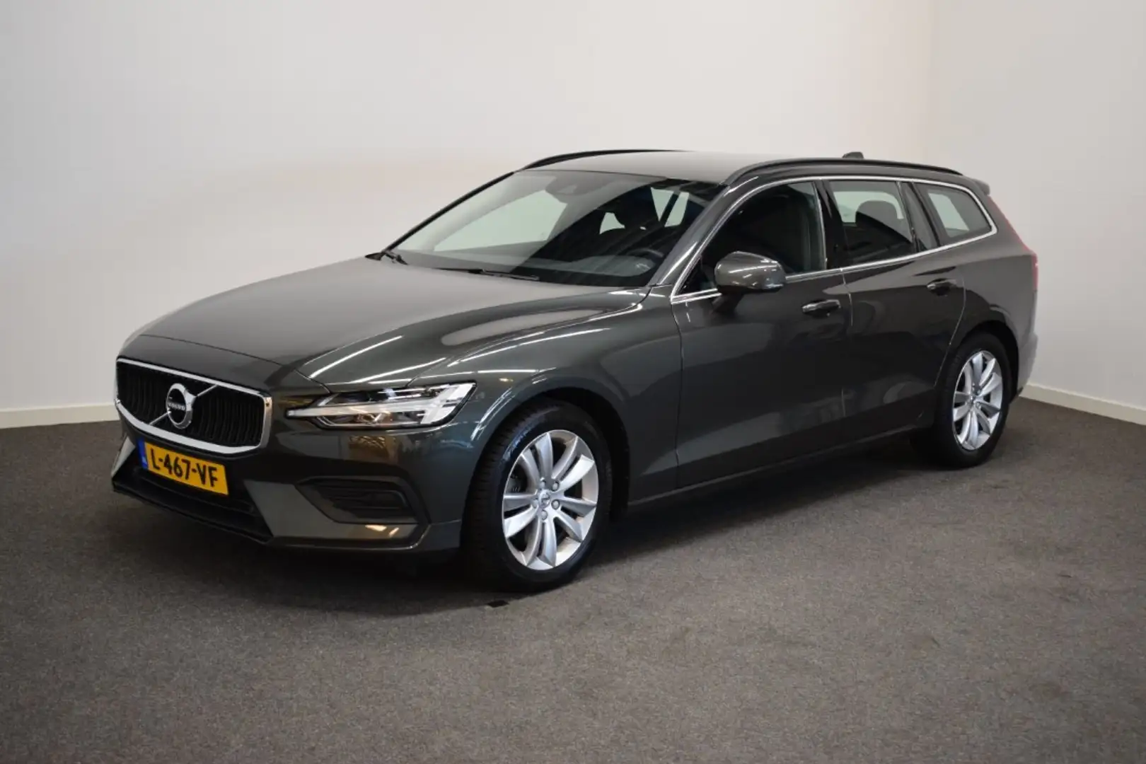 Volvo V60 2.0 B3 163pk AUT8 Momentum Business Adapt. Cruise/ Grau - 2