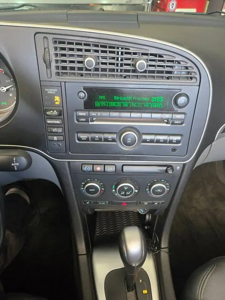 Saab 9-3 снимка Saab 9-3
