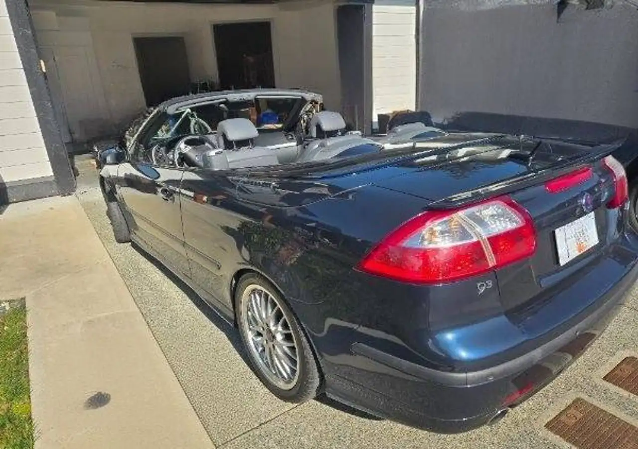 Saab 9-3 снимка Saab 9-3