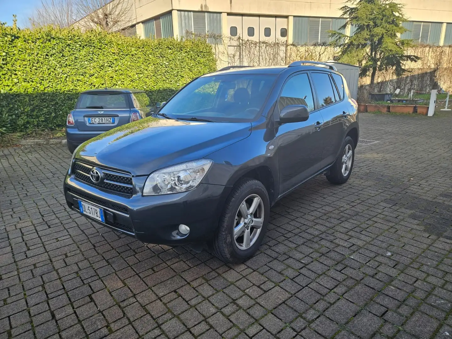 Toyota RAV 4 RAV4 2.0 vvt-i 16v Sol auto - 1