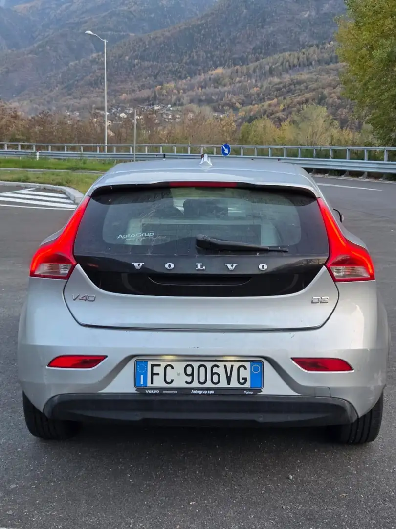 Volvo V40 1.6 d2 Ocean Race powershit - 1