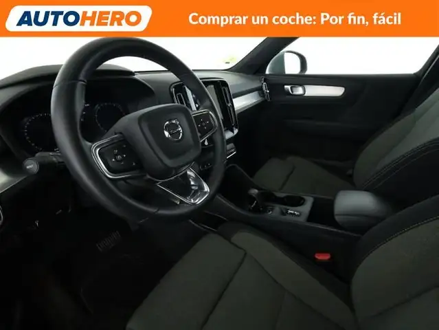 Volvo XC40 view 7