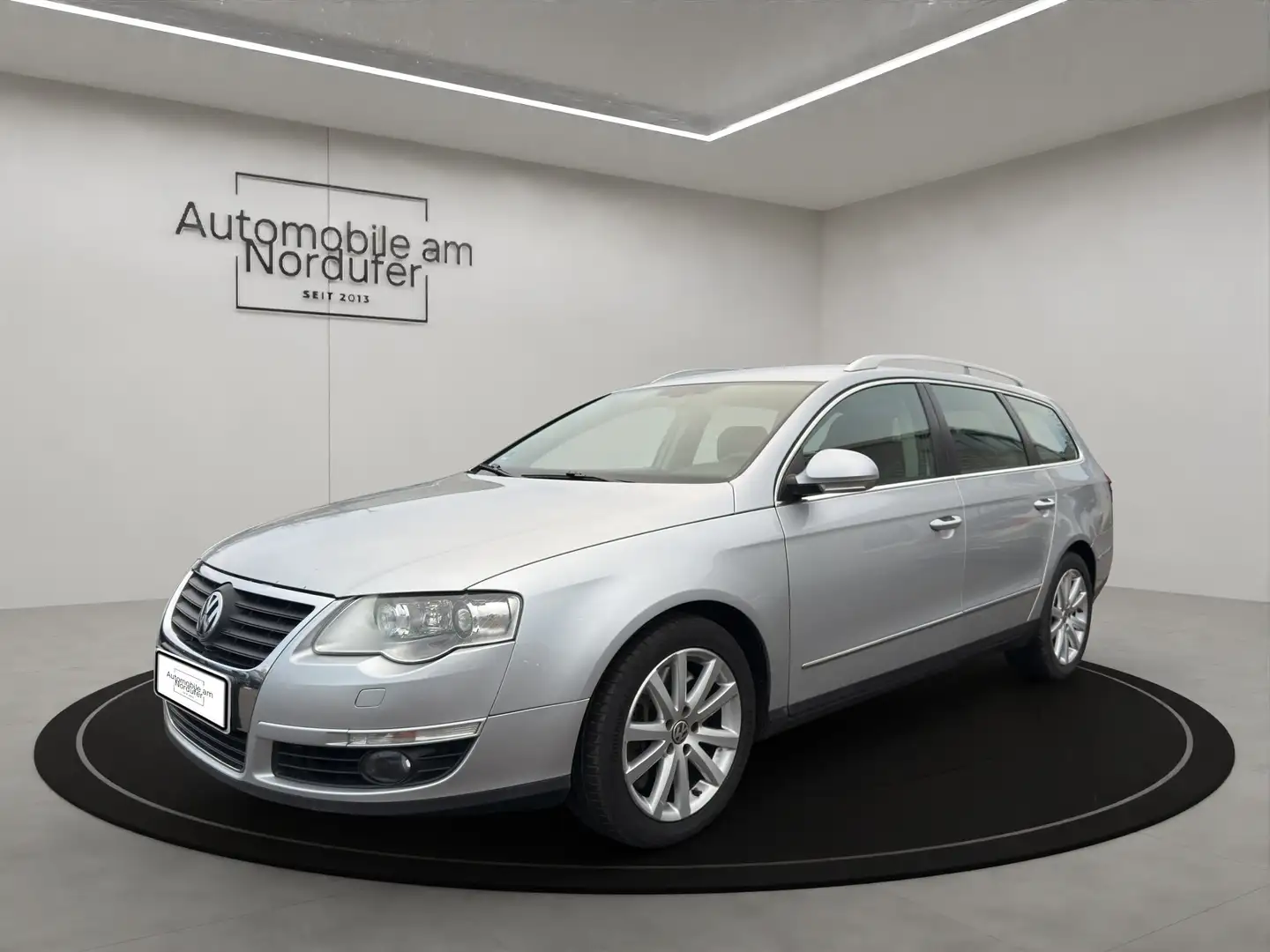 Volkswagen Passat Variant 3.2 FSI V6 4Motion-2Hand-Scheckheft-Kamera-Memory Grau - 1