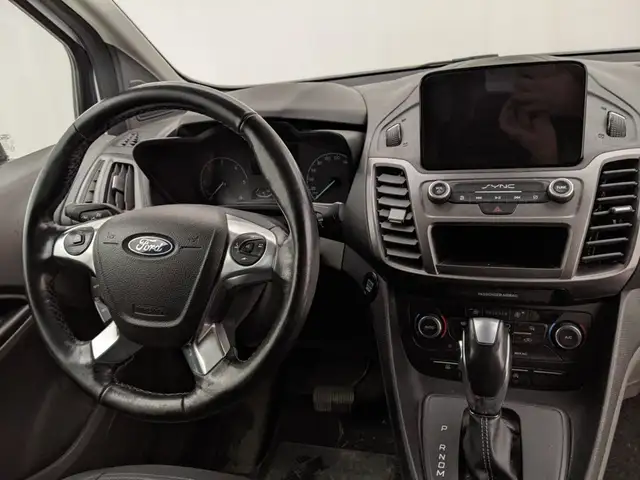 Ford Transit Connect view 7