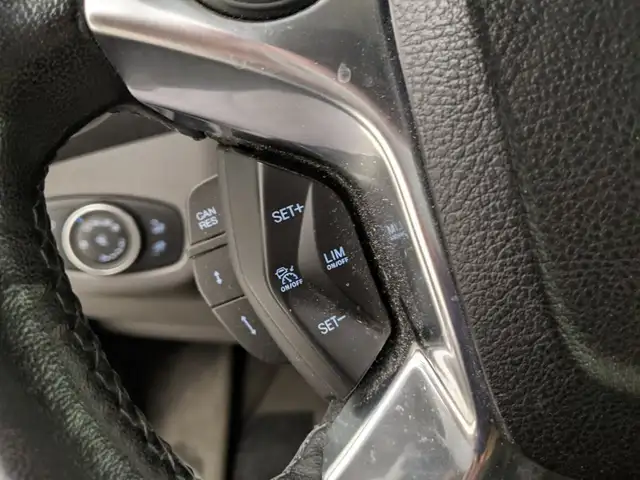 Ford Transit Connect view 11