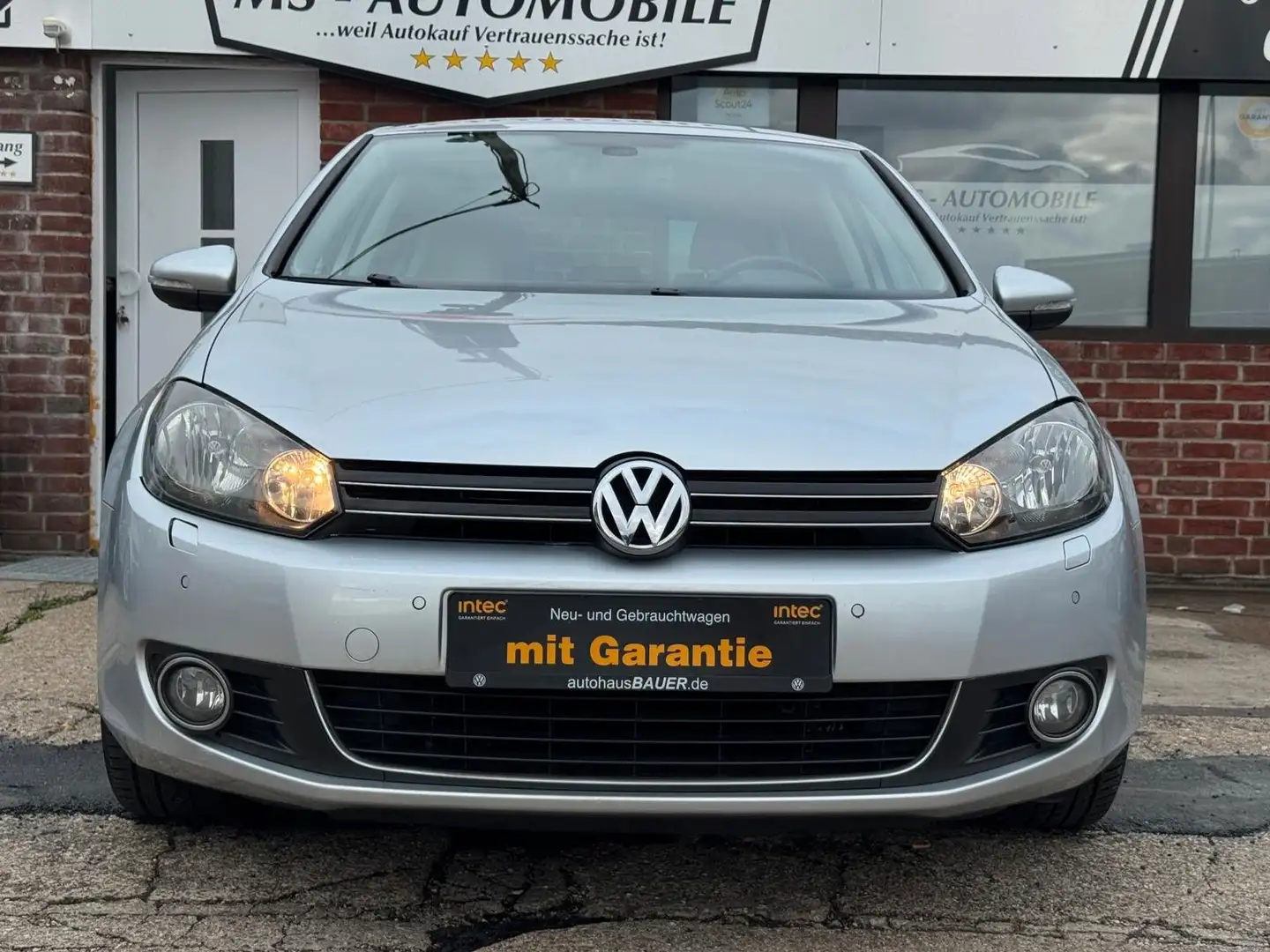 Volkswagen Golf VI Highline*GARANTIE*KETTE NEU*TÜV NEU*1HAN Stříbrná - 2