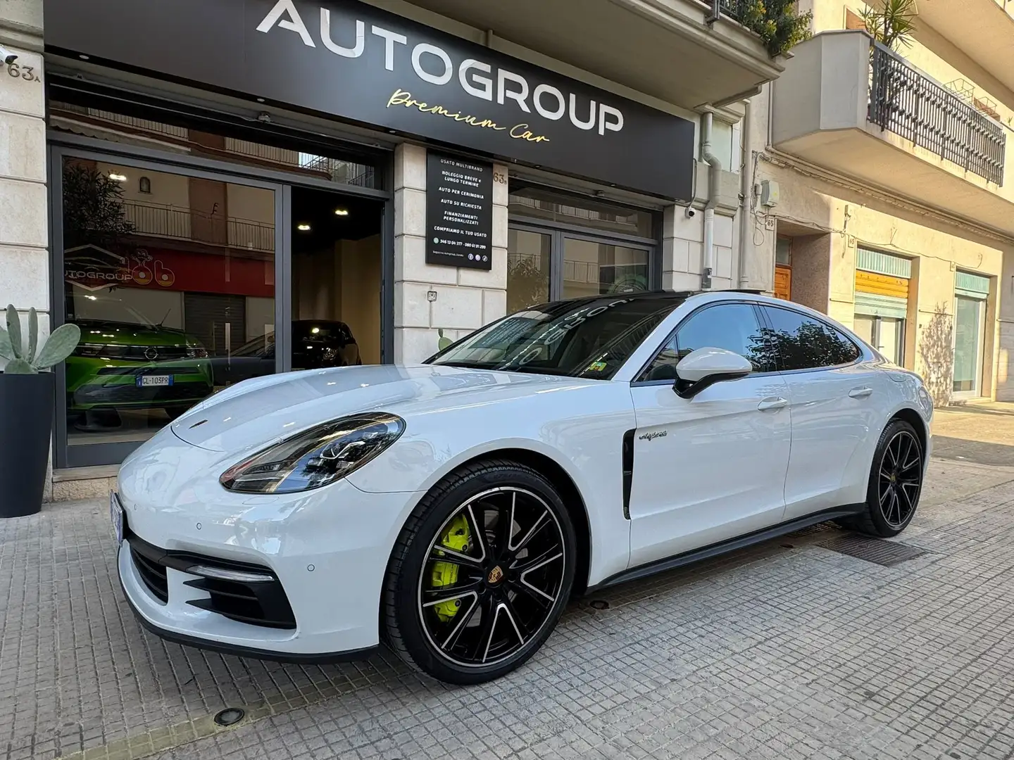 Porsche Panamera 4 E-hybrid 330CV Bianco - 1