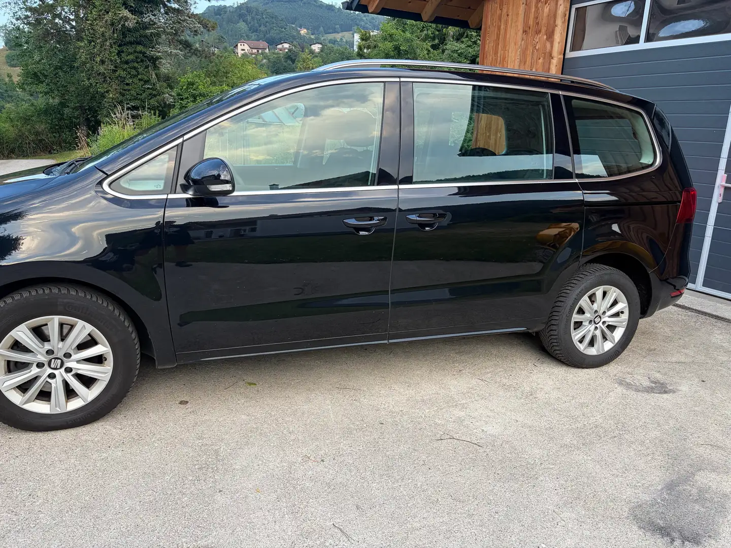 SEAT Alhambra Alhambra Executive 2,0 TDI DSG Executive Schwarz - 1