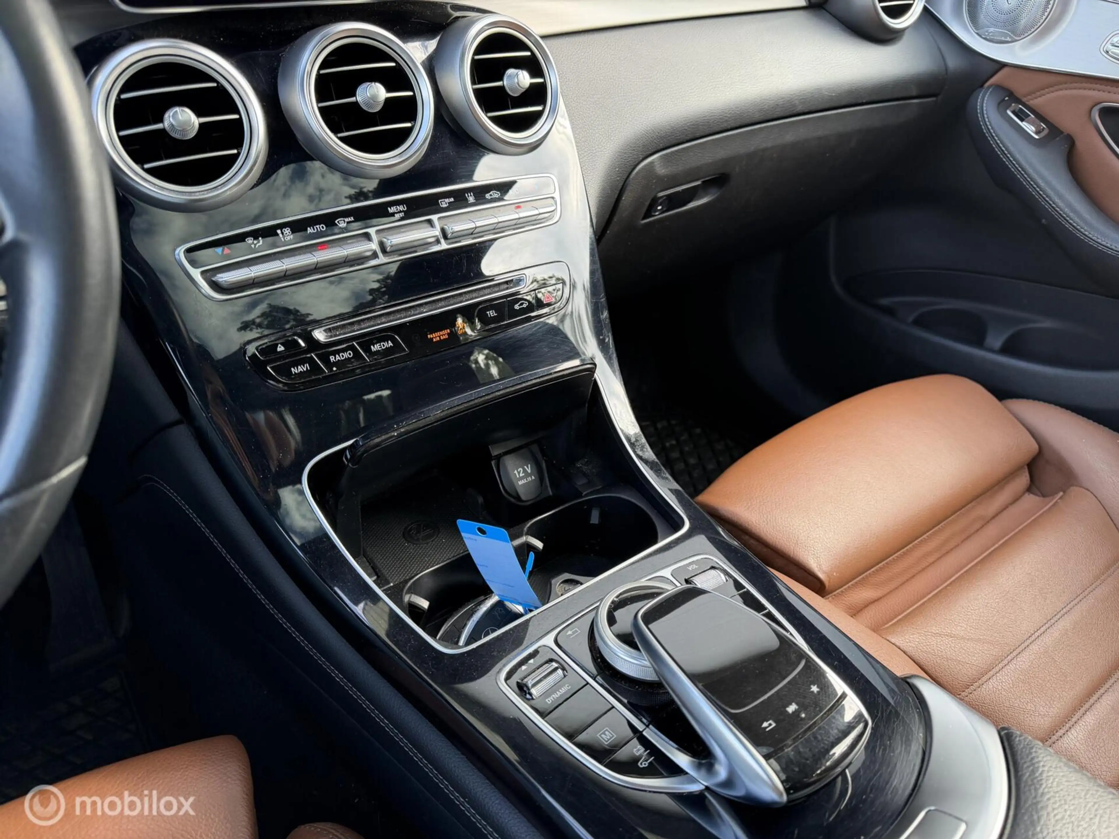Mercedes-Benz GLC 350 350e 4MATIC Distronic + Burmester Pano Memory Keyl — photo 20