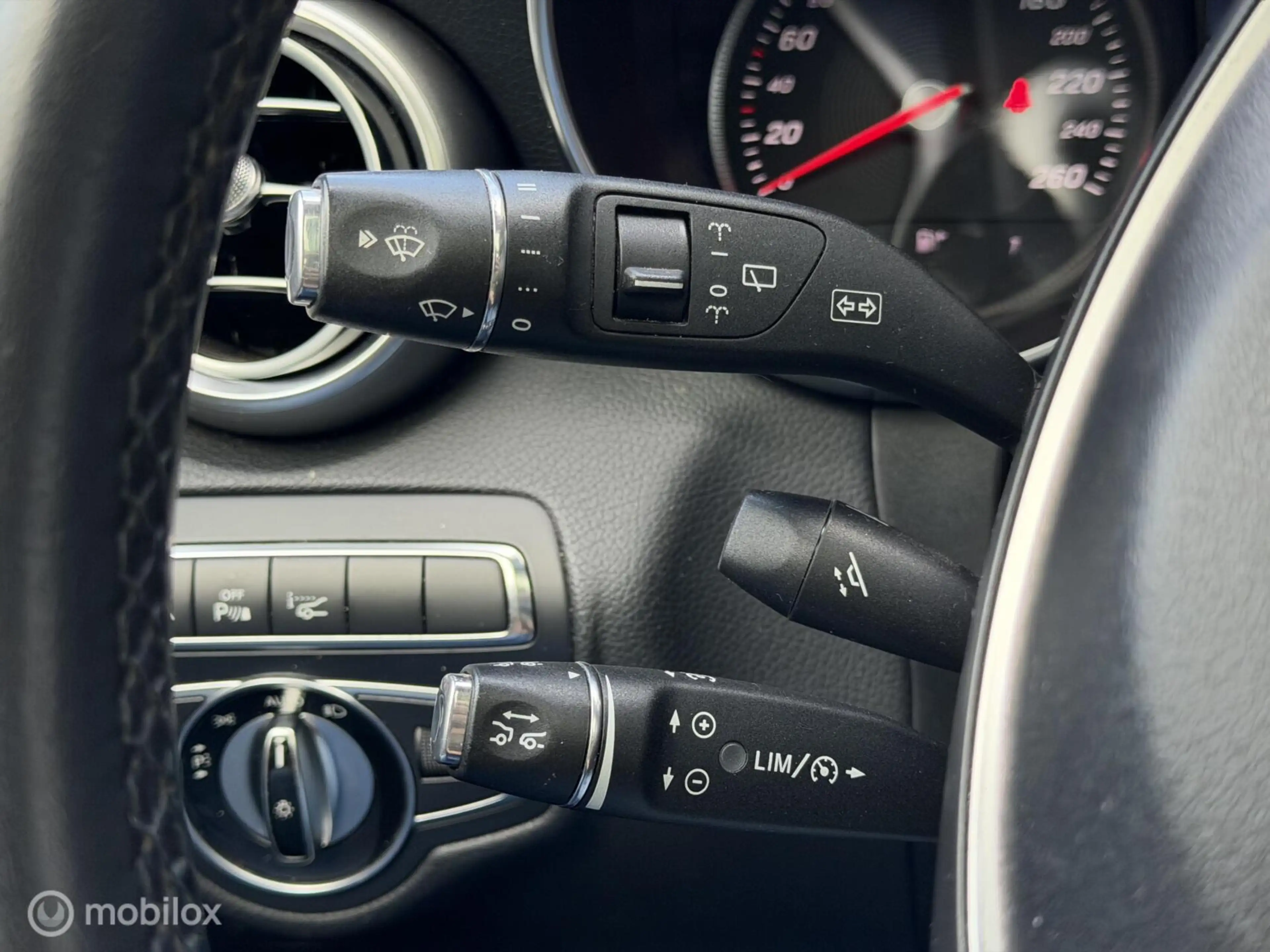Mercedes-Benz GLC 350 350e 4MATIC Distronic + Burmester Pano Memory Keyl — photo 19