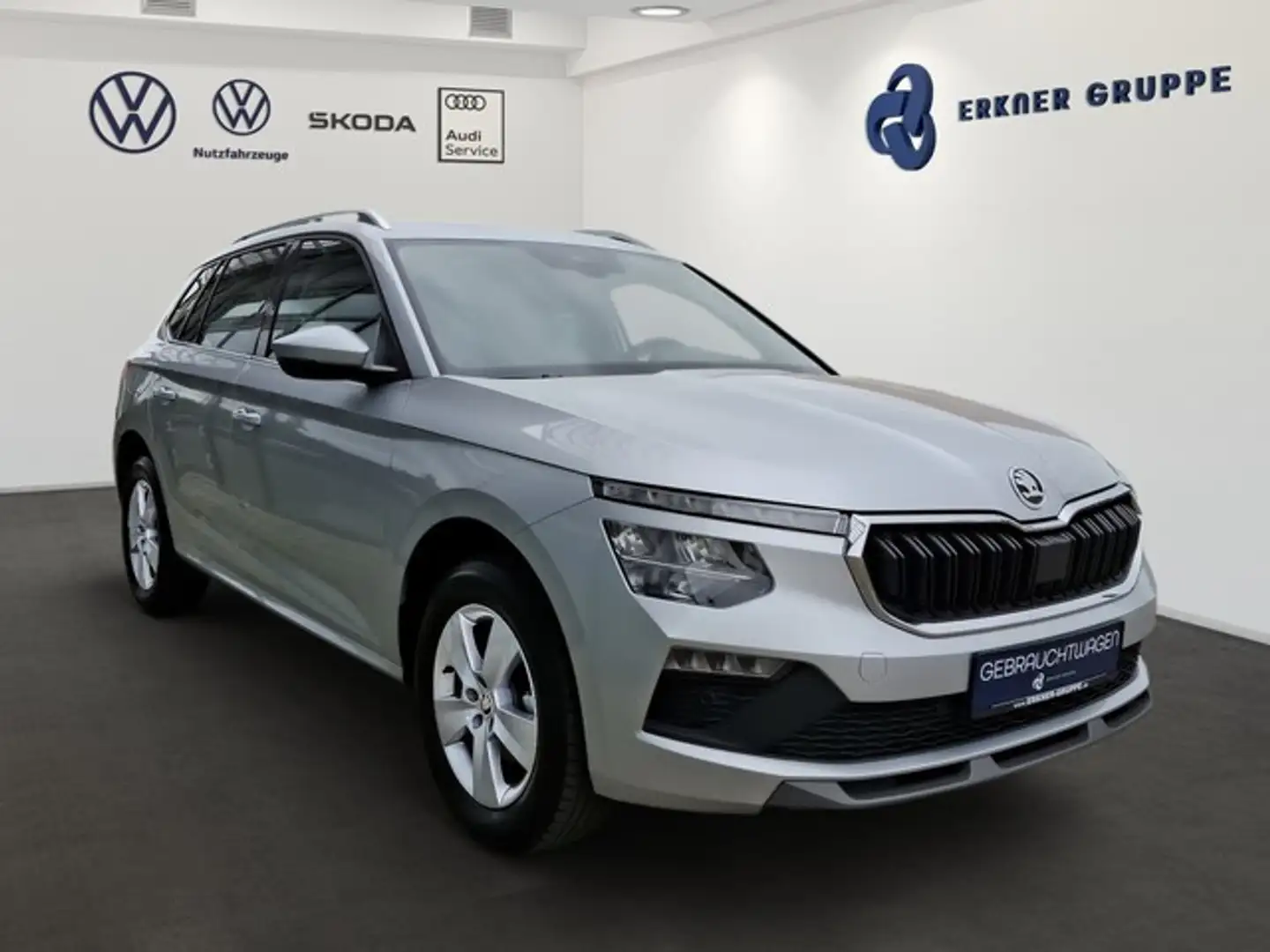 Skoda Kamiq 1.0TSI DSG Selection LED+KAM+TEMPO+SITZHZ+EPH+++ Grau - 2