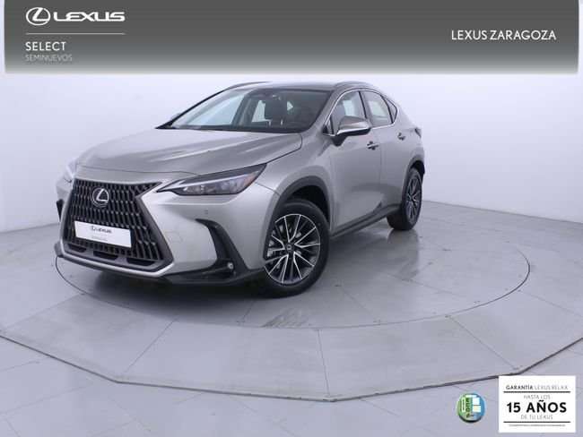 Lexus NX 300 300h Premium 2WD - foto 1